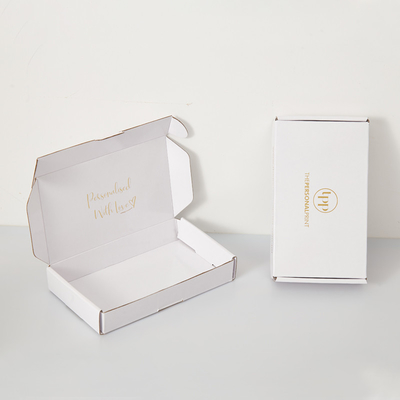 Logotipo personalizado Papel ondulado Pacote de presente Caixa de correio Caixas de papel de envio branco